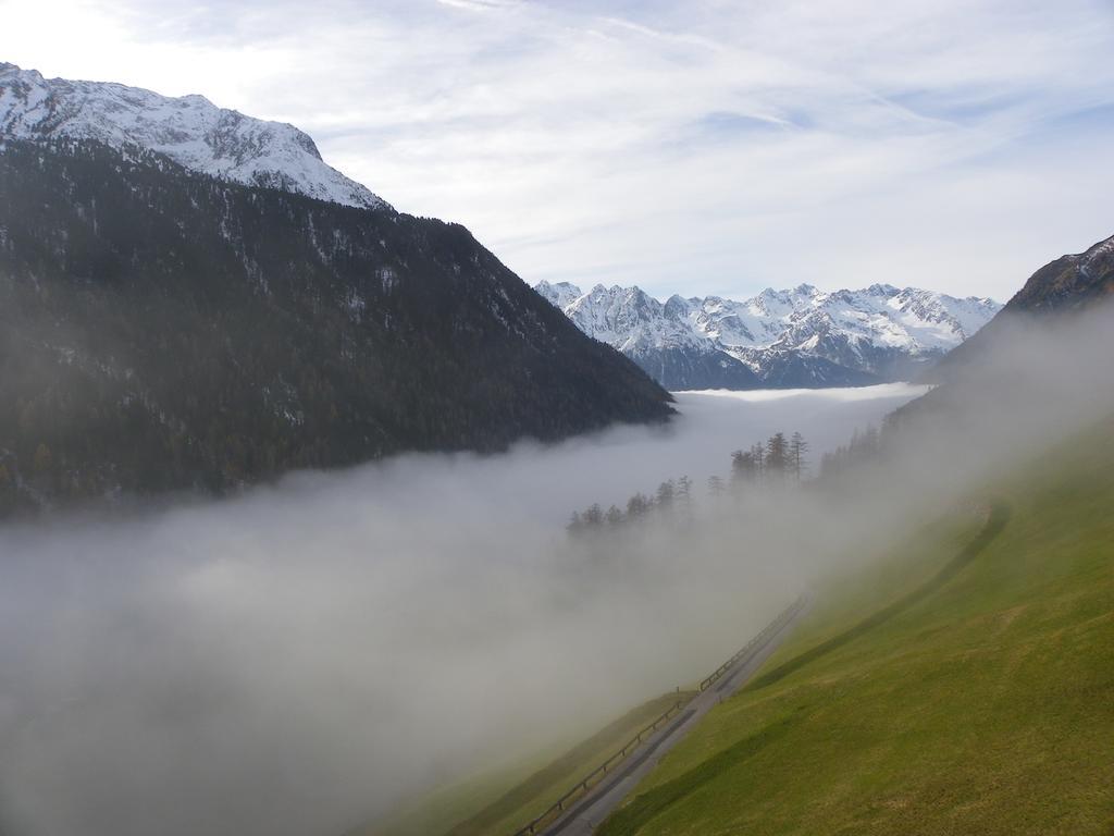 Gaestehaus Berghof Schoepf Längenfeld Exteriér fotografie