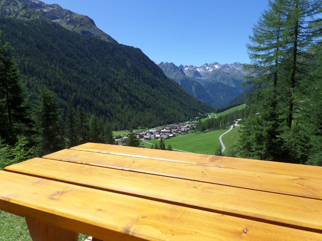 Gaestehaus Berghof Schoepf Längenfeld Exteriér fotografie
